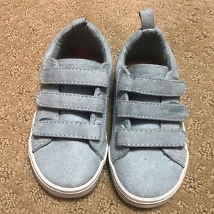 Old Navy Velcro Sneakers